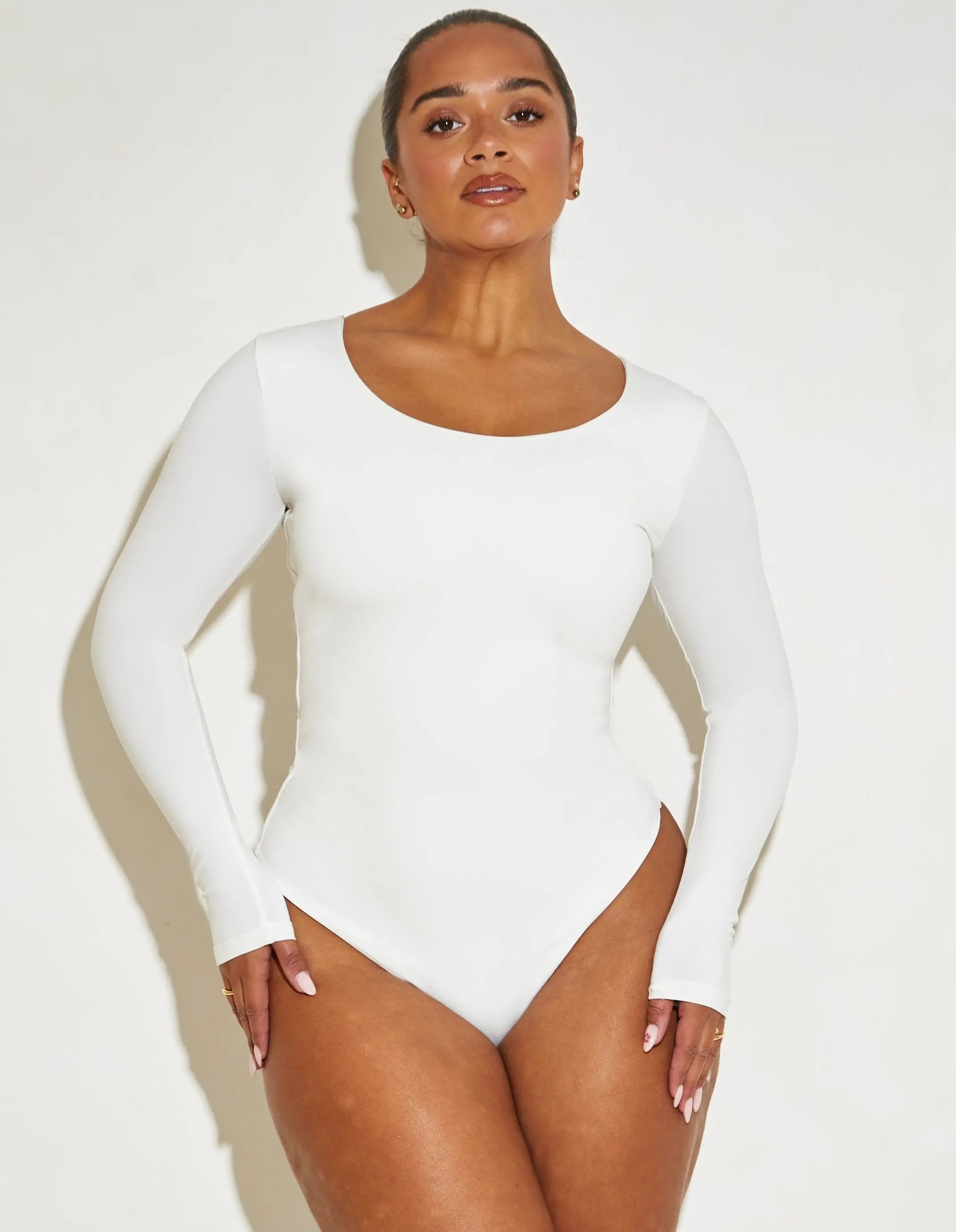 Long Sleeve Scoop Neck 'Charlotte' Bodysuit - Coconut Elrstyle