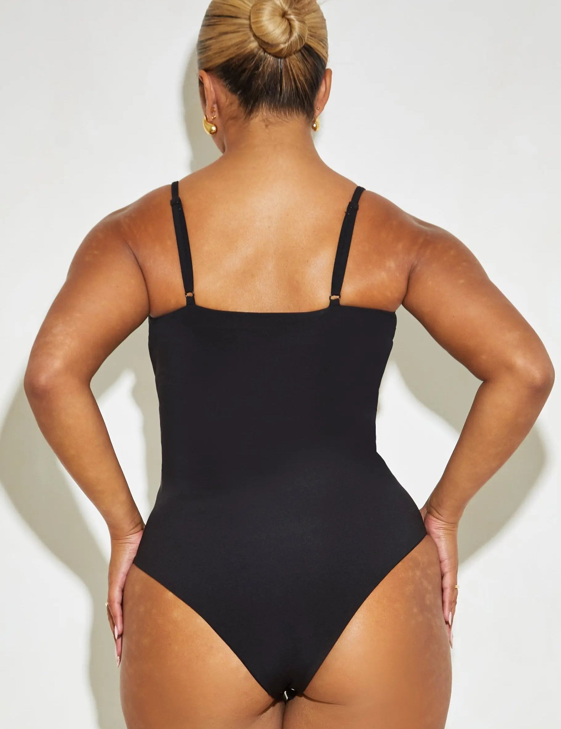 Strappy Cami 'Sonny' Adjustable Bodysuit - Black Elrstyle