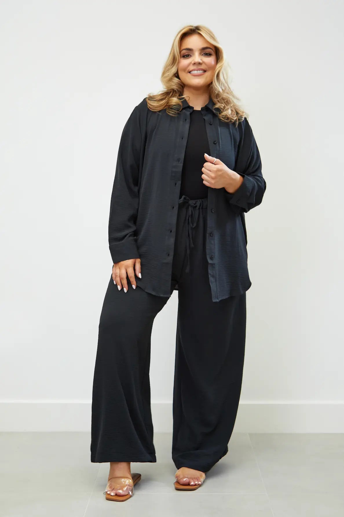 The Olivia Trousers: Comfortable, Flattering Trousers That Still Look Put-Together