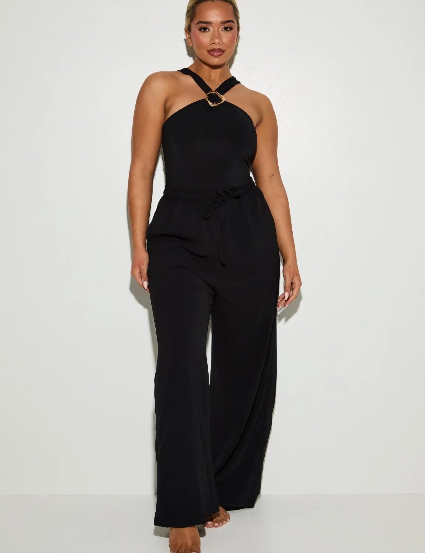 The Liv Trousers: Smart Outfits That Still Feel Relaxed