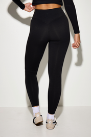 High Waisted Butt-Shaping Signature Leggings