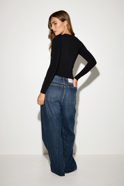 Long Sleeve Crew Neck 'Yas' Top