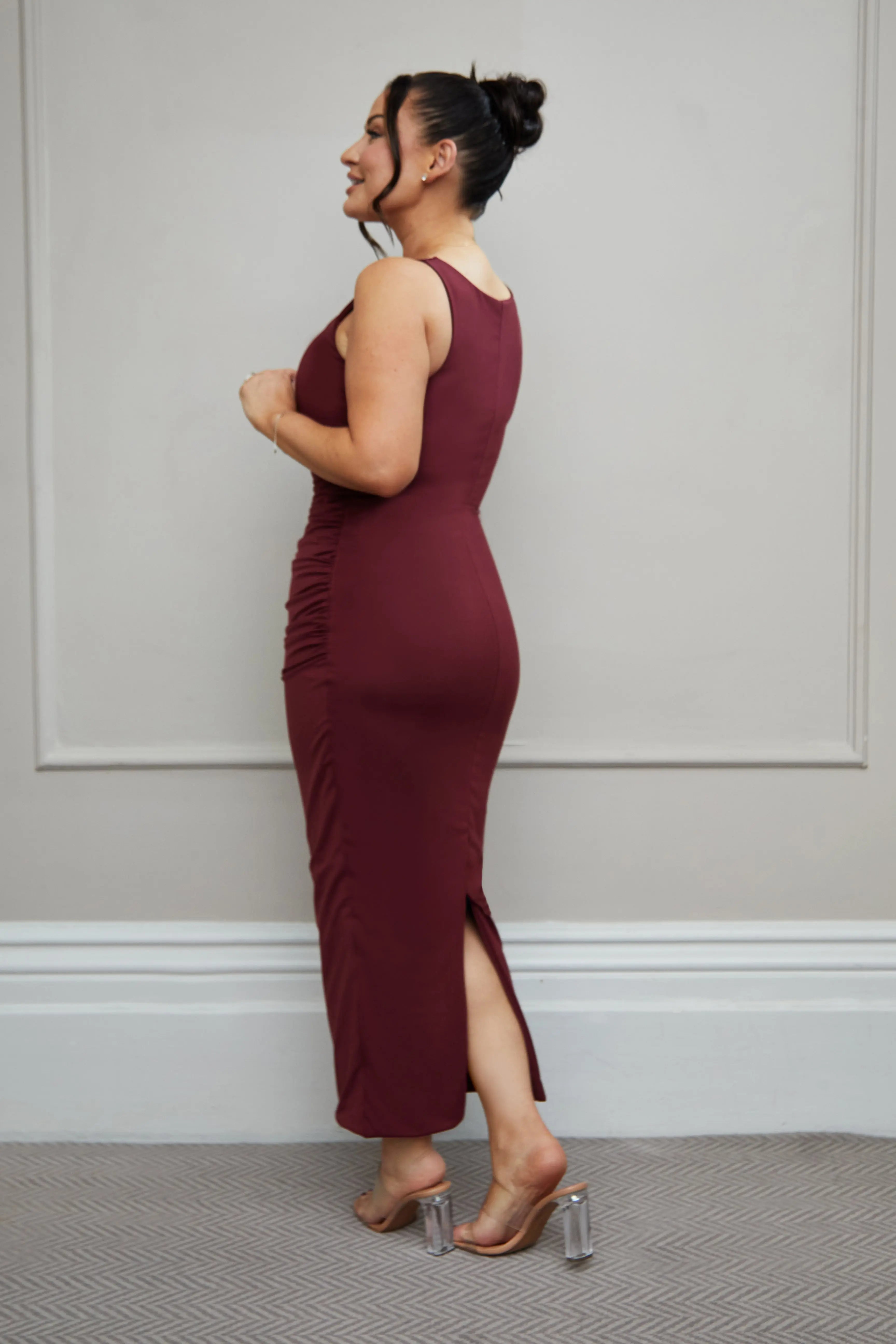 Ruched Scoop Neck Shaping 'Orla' Maxi Dress - Zinfandel Elrstyle