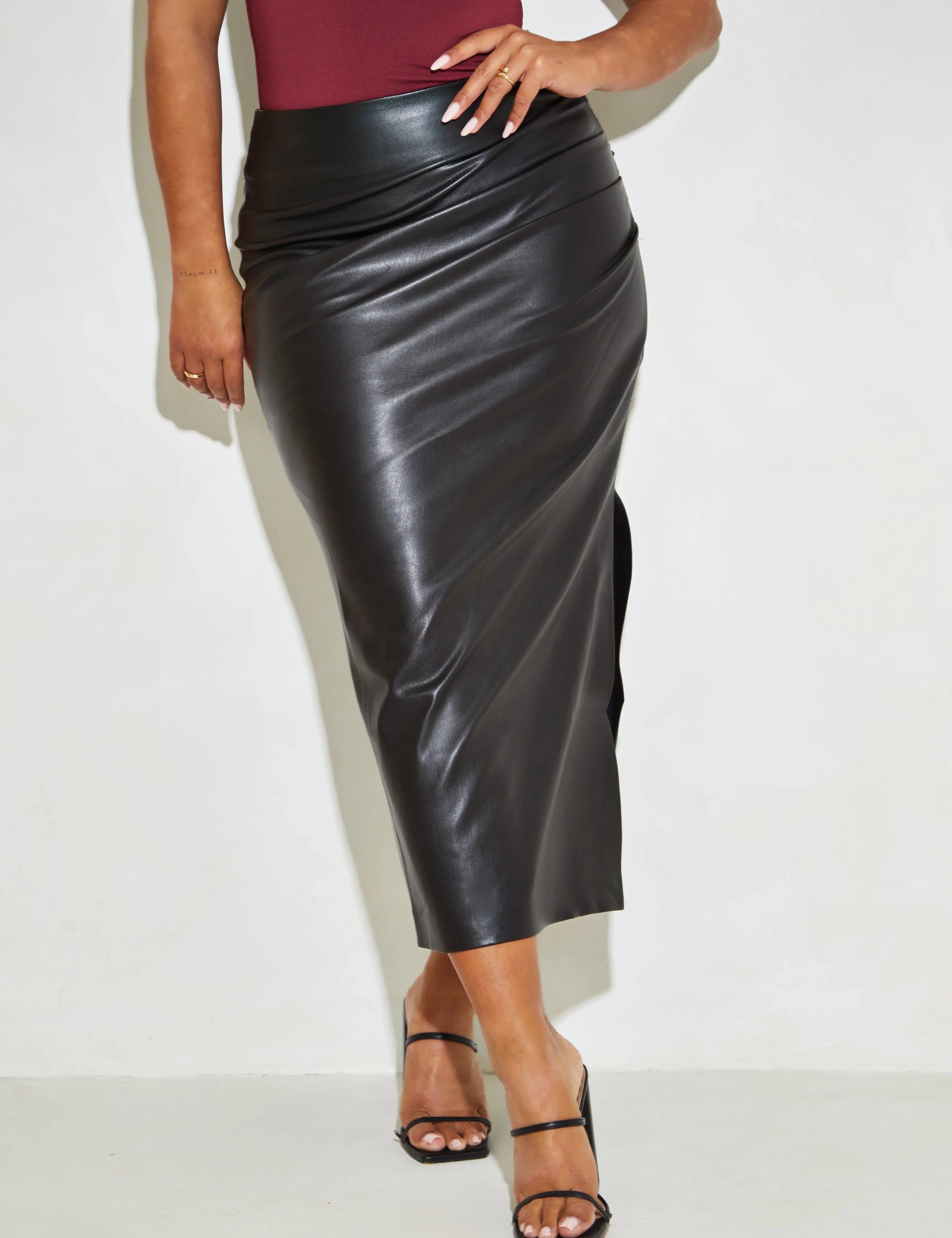 Faux Leather Side Split 'Andie' Maxi Skirt Elrstyle
