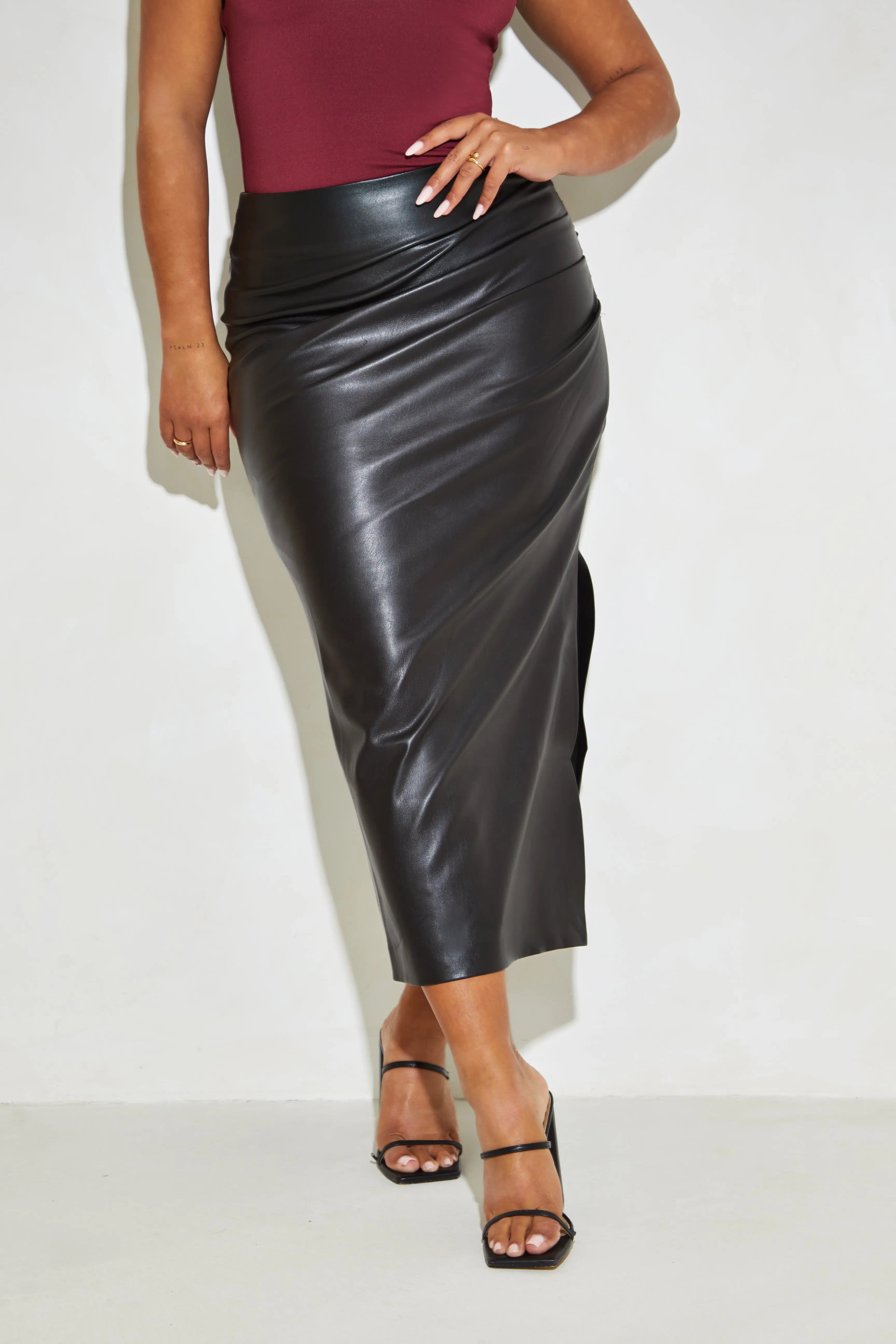 Faux Leather Side Split 'Andie' Maxi Skirt Elrstyle