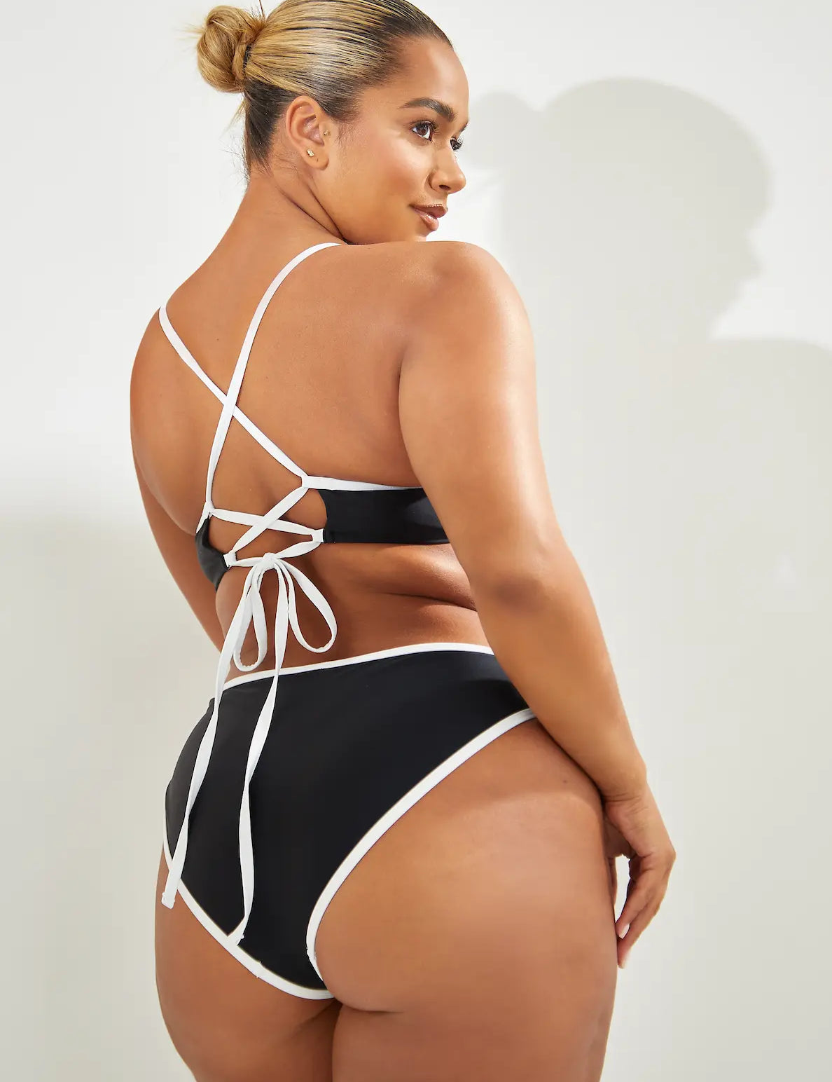 Low-Rise Full-Coverage Bikini Bottoms Elrstyle