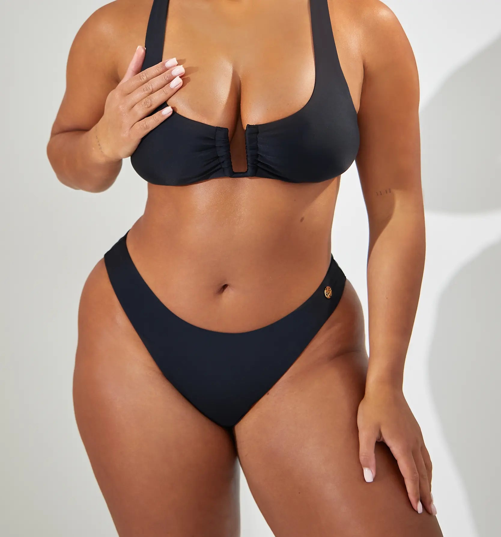 Low-Rise Full-Coverage Bikini Bottoms RELR