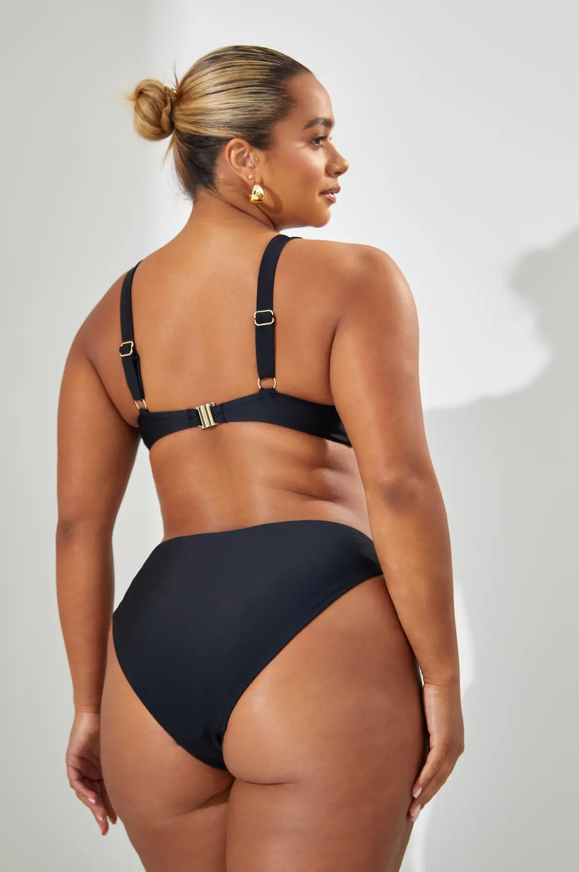 Hipster/Low-Rise Full-Coverage Bikini Bottoms RELR