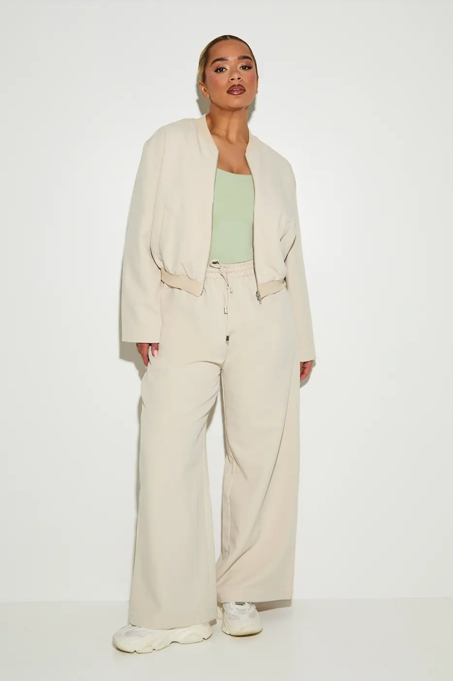 Long Sleeve Scoop Neck 'Charlotte' Bodysuit - Matcha RELR