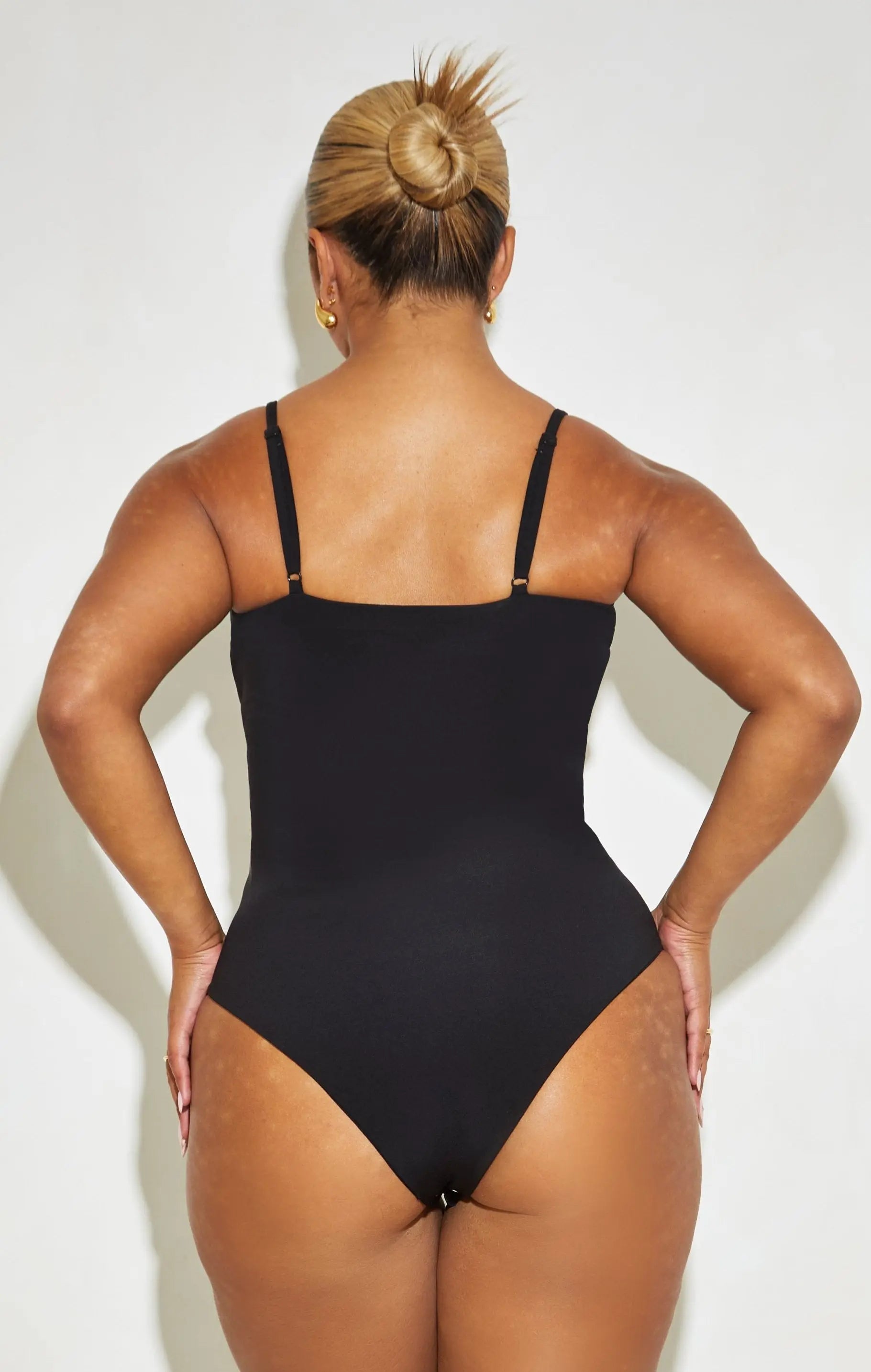 Strappy Cami 'Sonny' Adjustable Bodysuit - Black Elrstyle