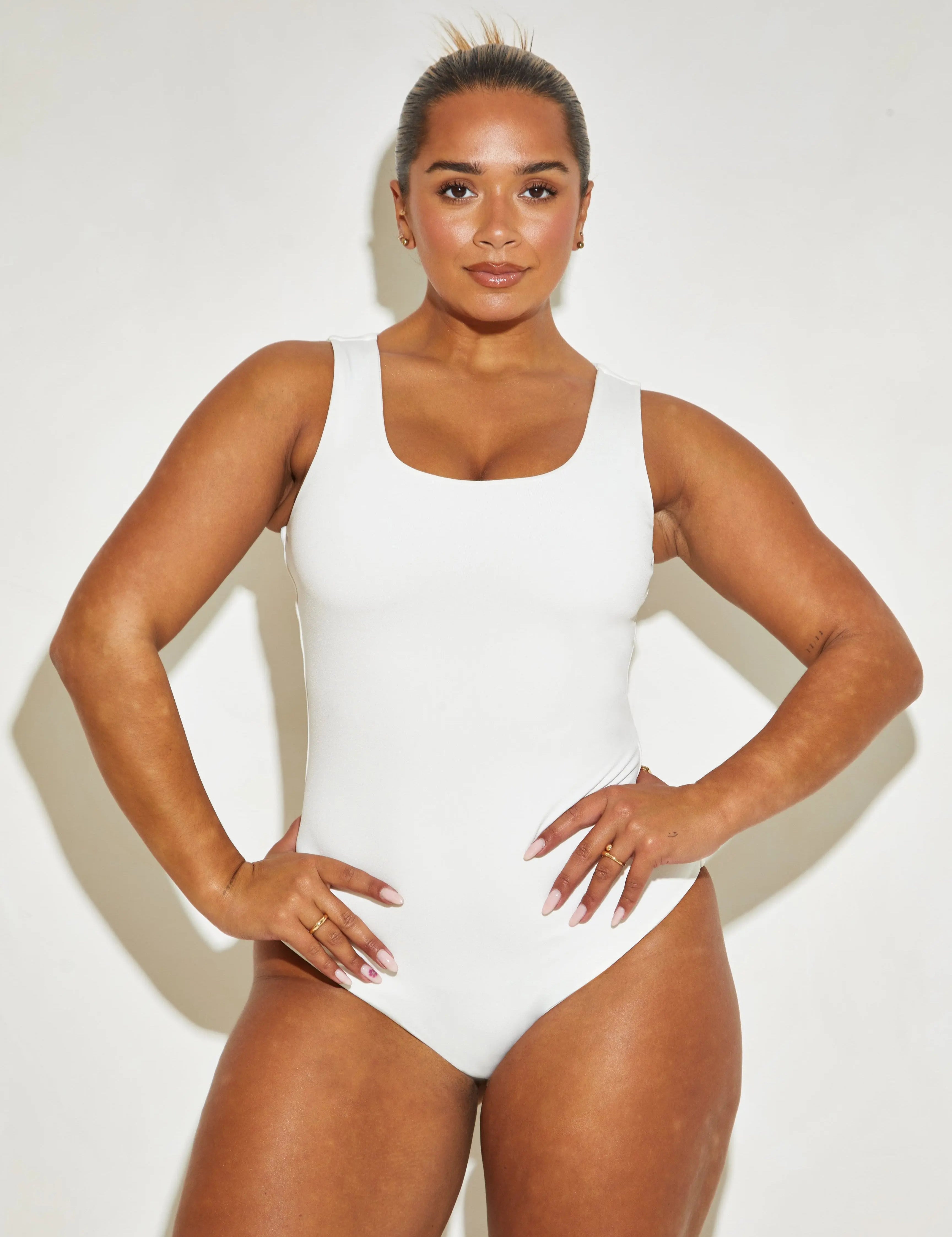 Scoop Neck Plunge Sleeveless 'Joy' Bodysuit - Coconut Elrstyle
