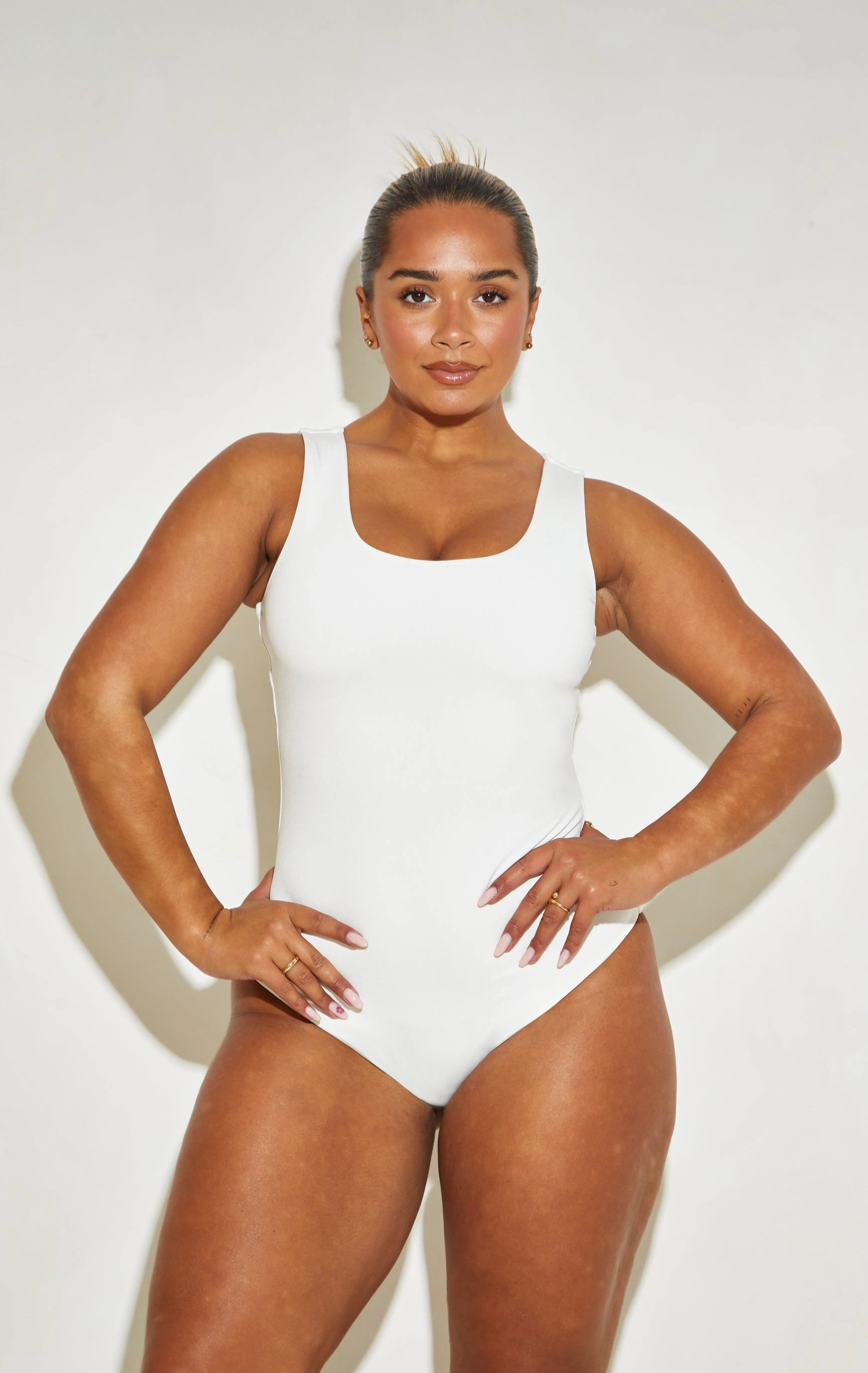 Scoop Neck Plunge Sleeveless 'Joy' Bodysuit - Coconut Elrstyle